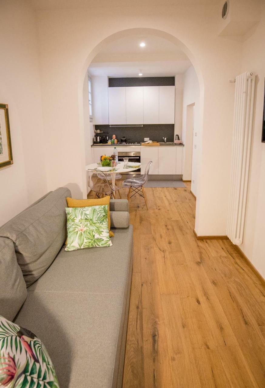 Acacia Firenze - Melograno Apartment Екстериор снимка